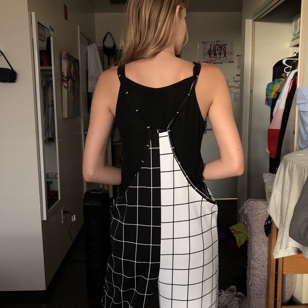 Jumpsuit - Picture 3 of 4
